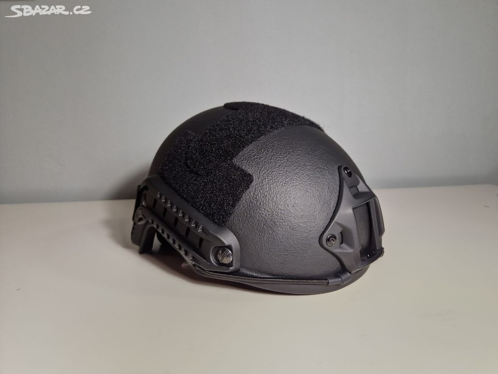 Balistická helma FAST, black/černá NIJ IIIA,NOVÁ