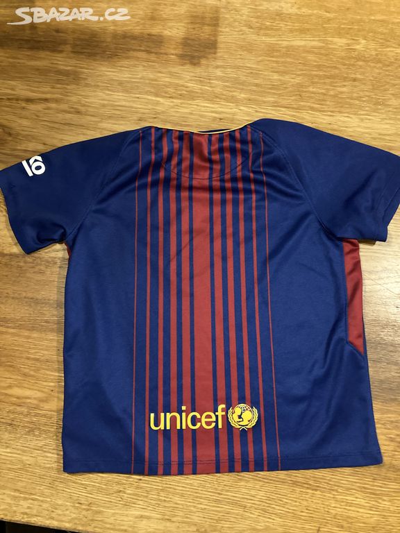 Prodám dětské triko FC Barcelona Nike.