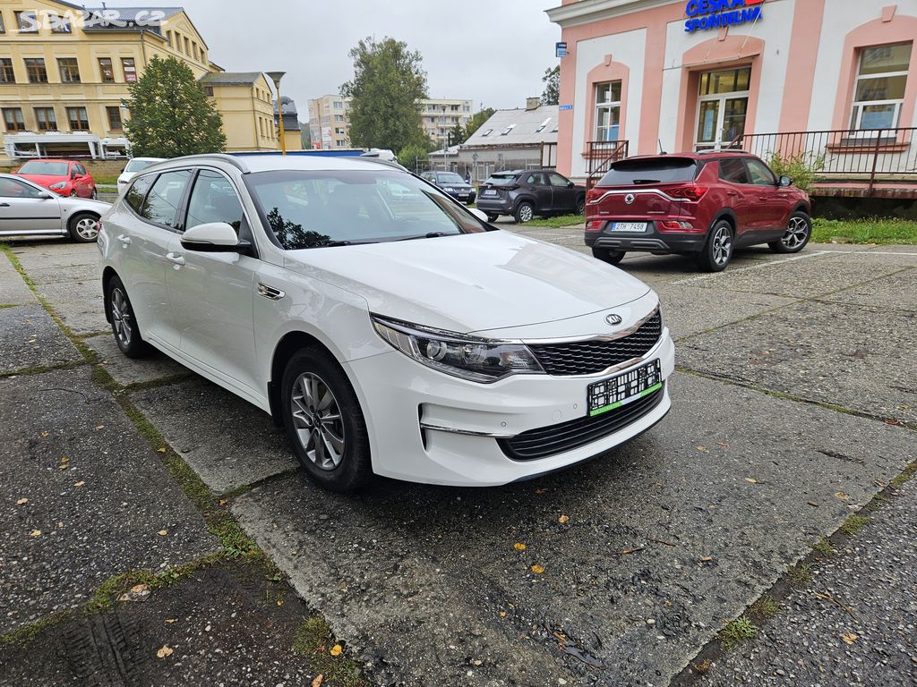 KIA OPTIMA SW 1.7 CRDi 104 kW EXCLUSIVE AUTOMAT