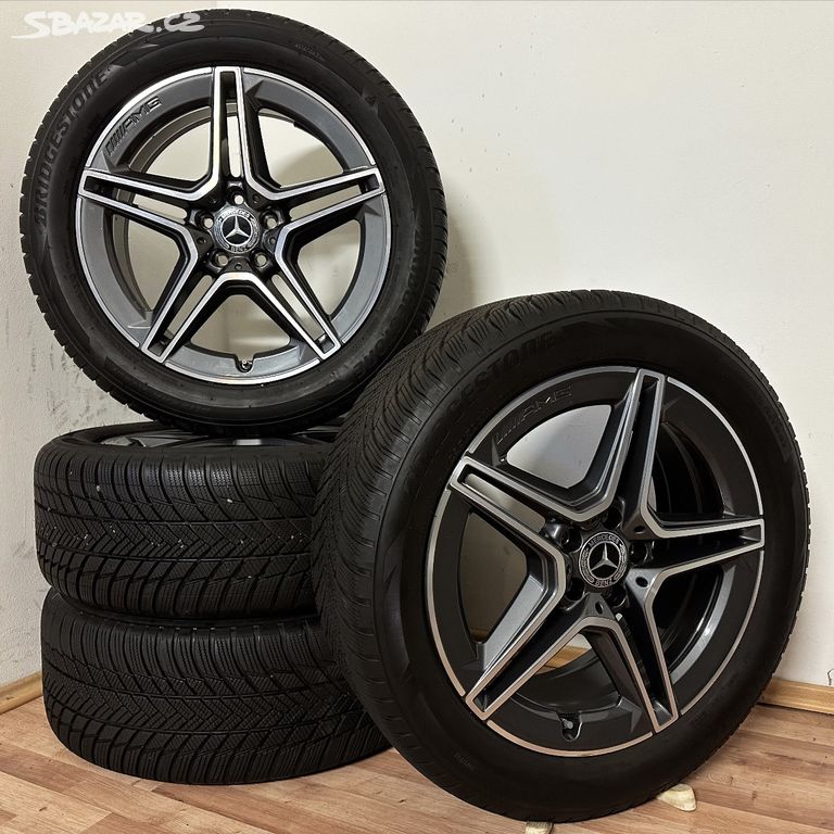 MERCEDES GLA AMG 5x112 R19 ET53+ZIMNÍ 235/50R19 9m