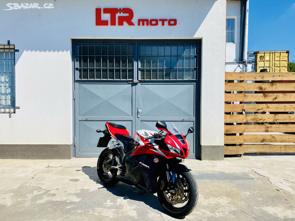 Honda CBR 600RR, možnost splátek a protiúčtu