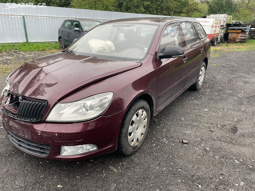 Škoda Octavia 1.4TSi 90kw, r.2011, klima