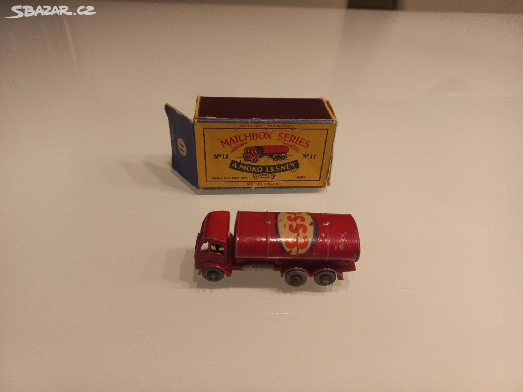 Matchbox rw Petrol Tanker no.11