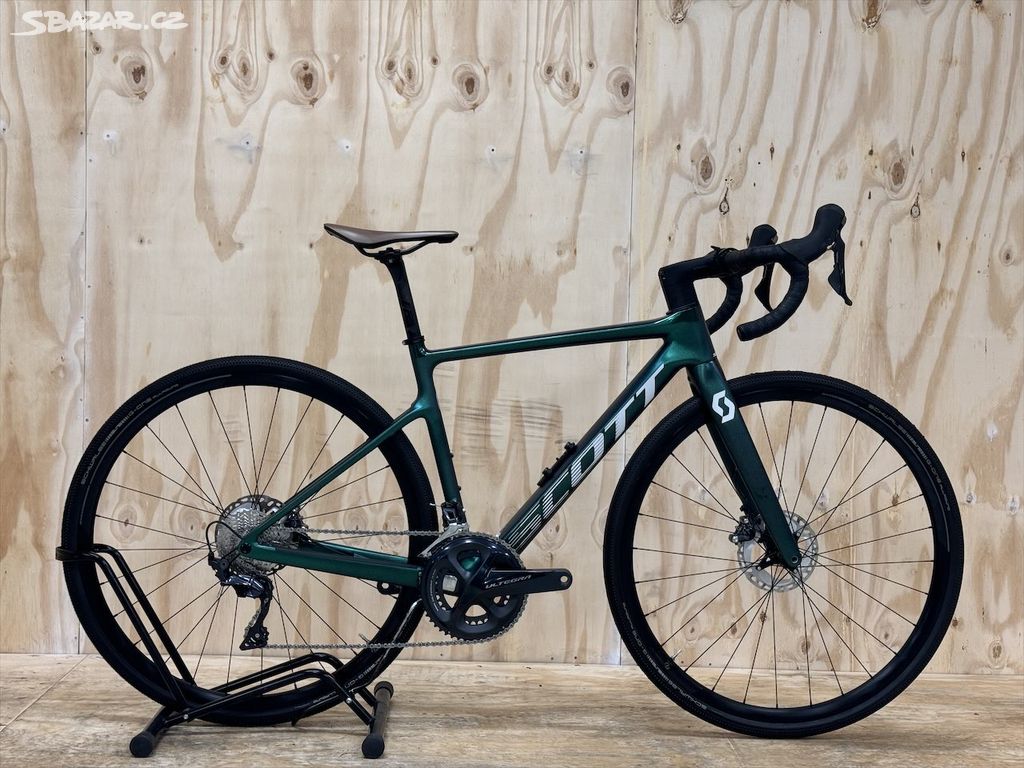 Scott Addict 20 28 palců Gravel Kolo Ultegra 2022