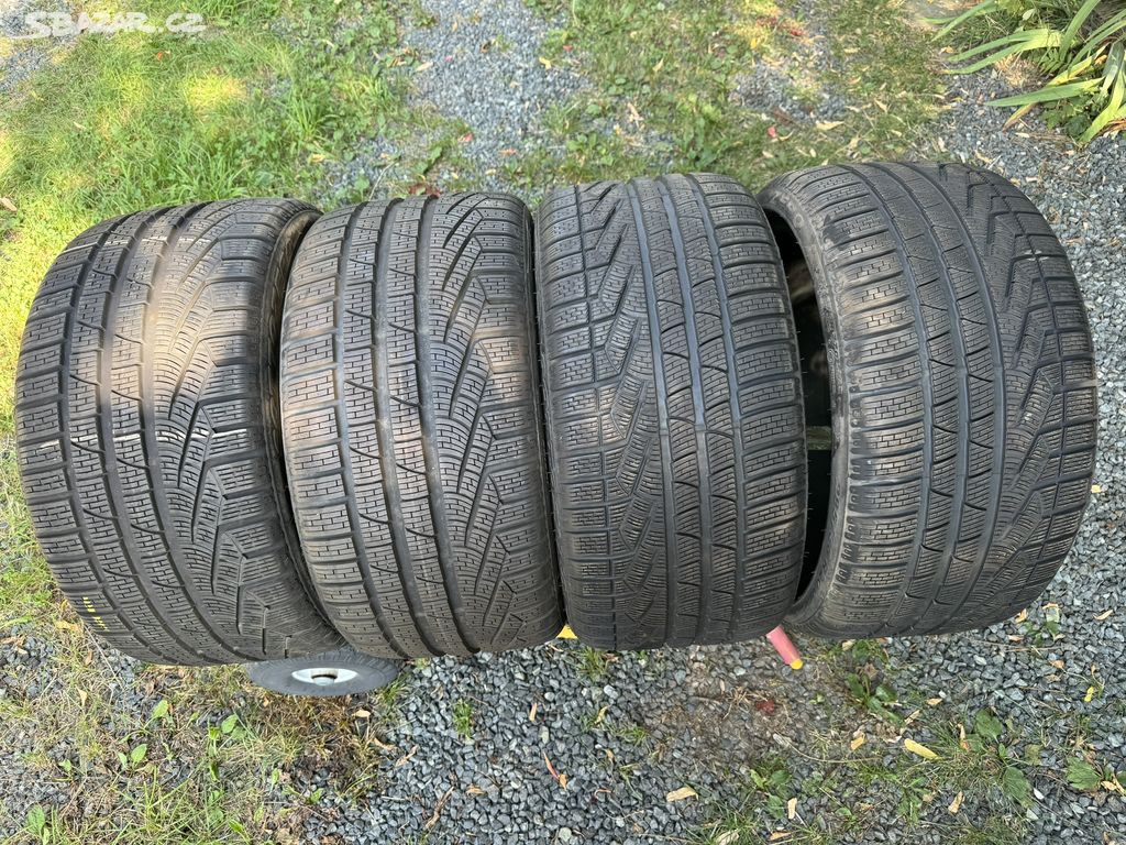 Zimní pneu 285 30 20 275 35 19 Pirelli zánovní