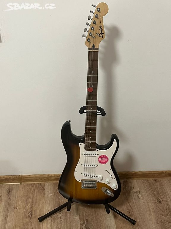 Squier Starotocaster Kytaru