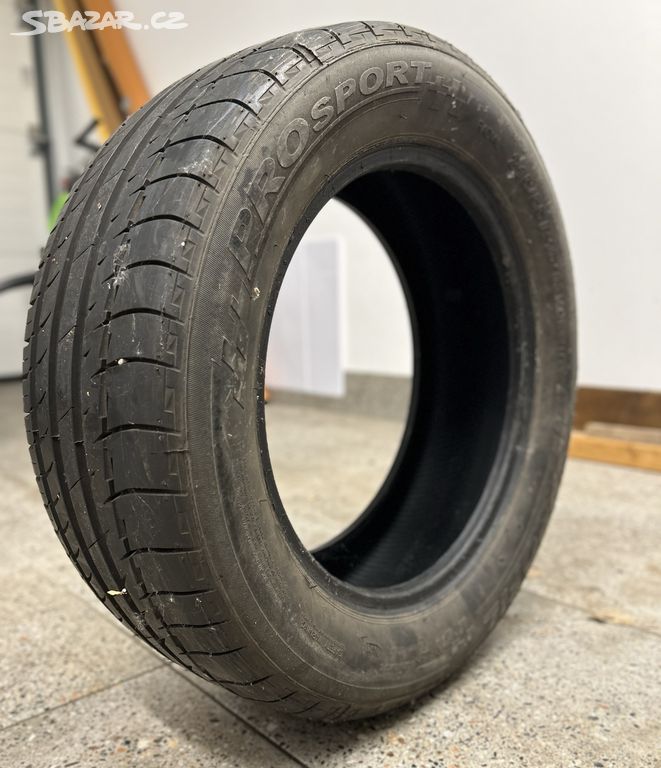 Letní pneu 215/55 R16