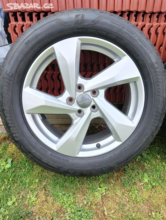 Alu kola orig. Audi Q3 R18 5x112 bez poškození