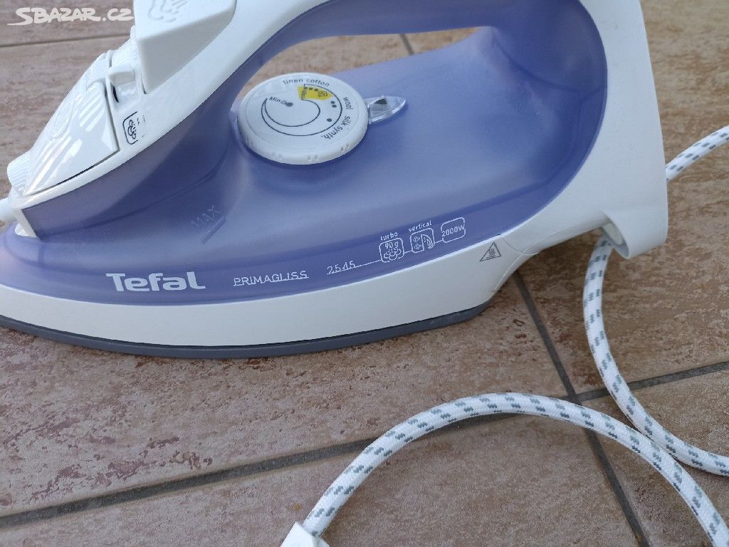 Žehlička Tefal primaliss