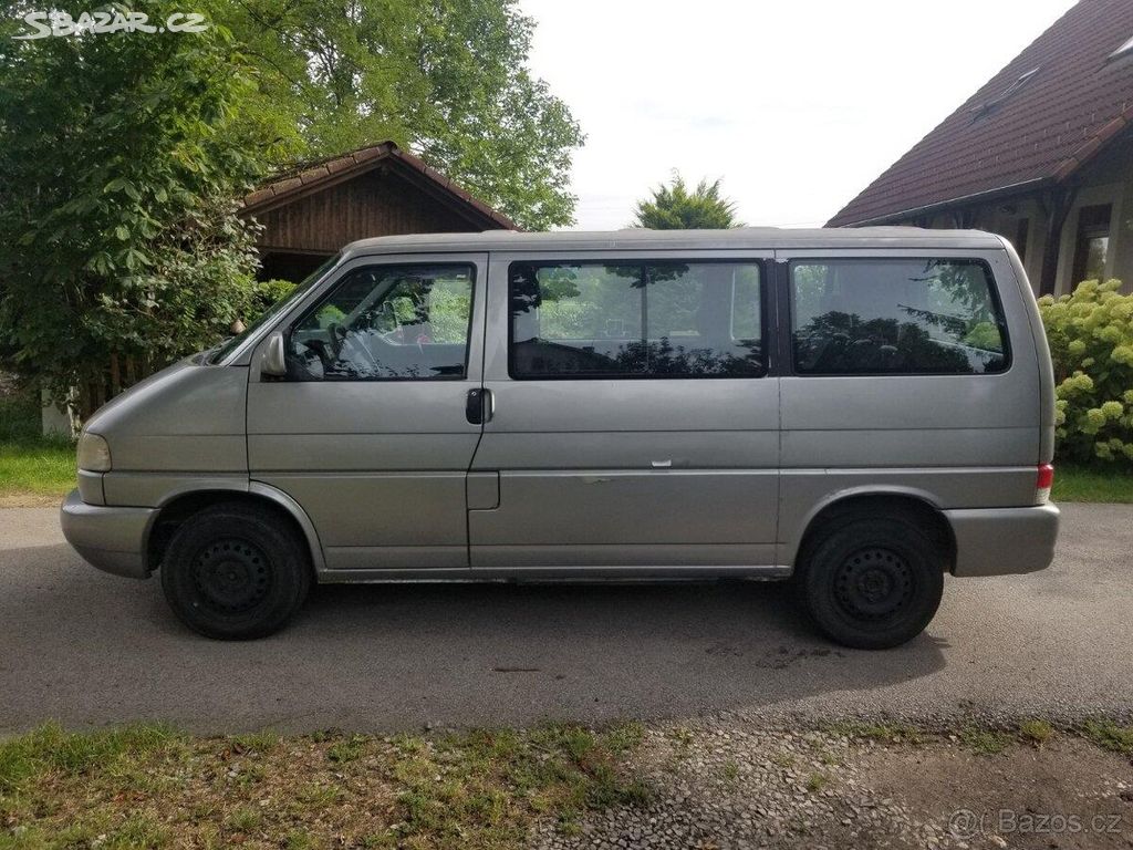 Volkswagen Caravelle 2,5 Caravelle T4 s plošinou