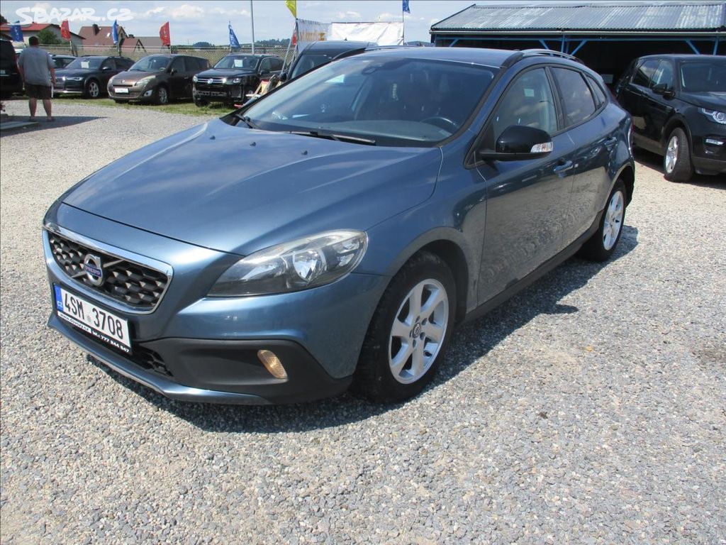 VOLVO V40 1,6 D2 115 CROSSCOUNTRY 09/2013