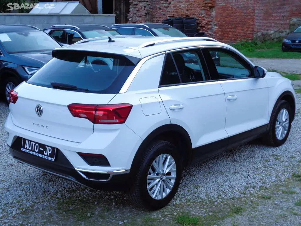 Volkswagen T-Roc, TDI-85 ACC ALU kamera PDC NAVI - fotka 3