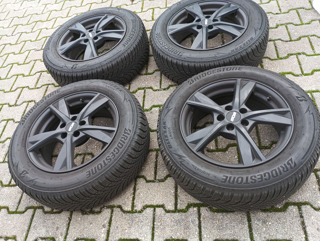 ALU kola OXXO 5x108 215/65R17 103H Zimní