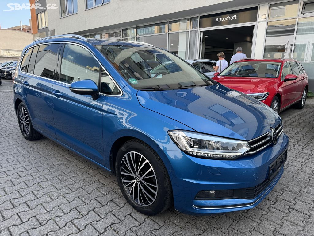 VW Touran 2.0 TDI 110kW DSG Webasto Tažné Kamera