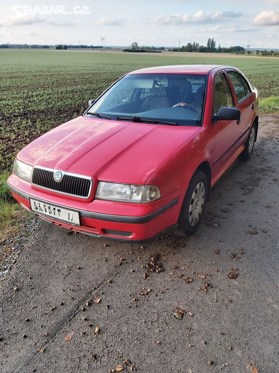 Škoda Octavia, Škoda Octavia 1,6 benzín 1997