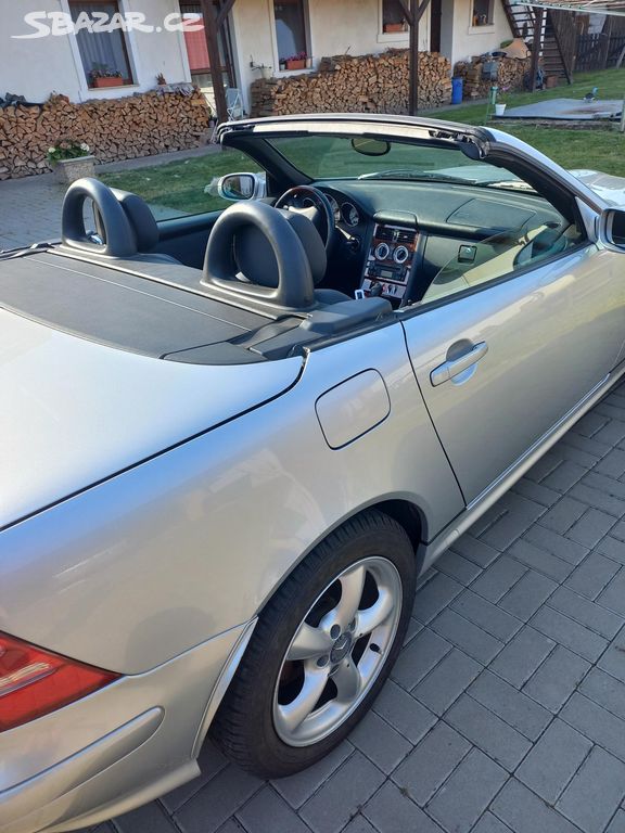 Mercedes SLK 320