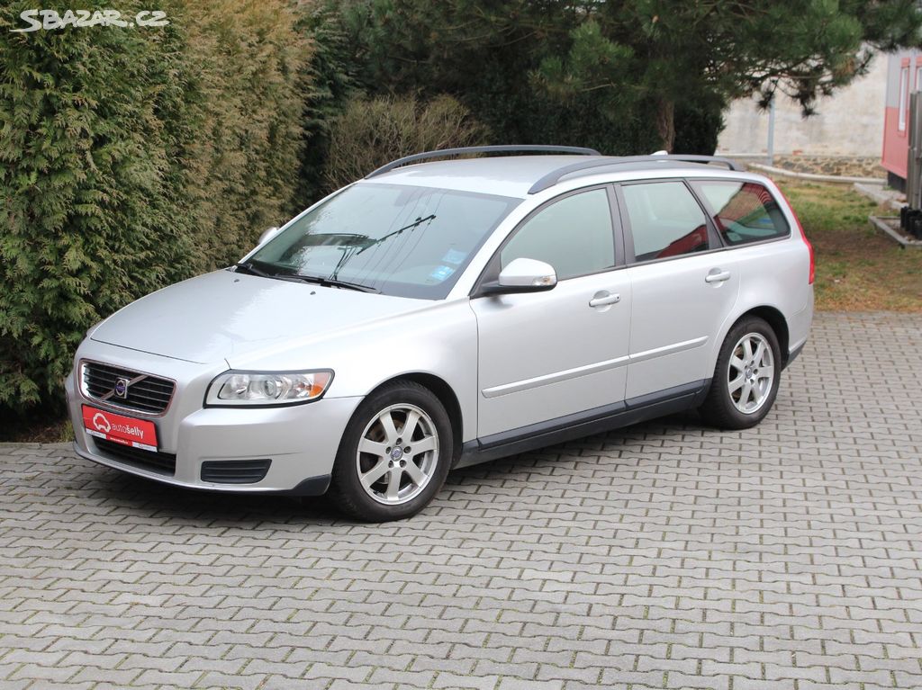 VOLVO V50 1,6 D2 / KLIMA / 2010