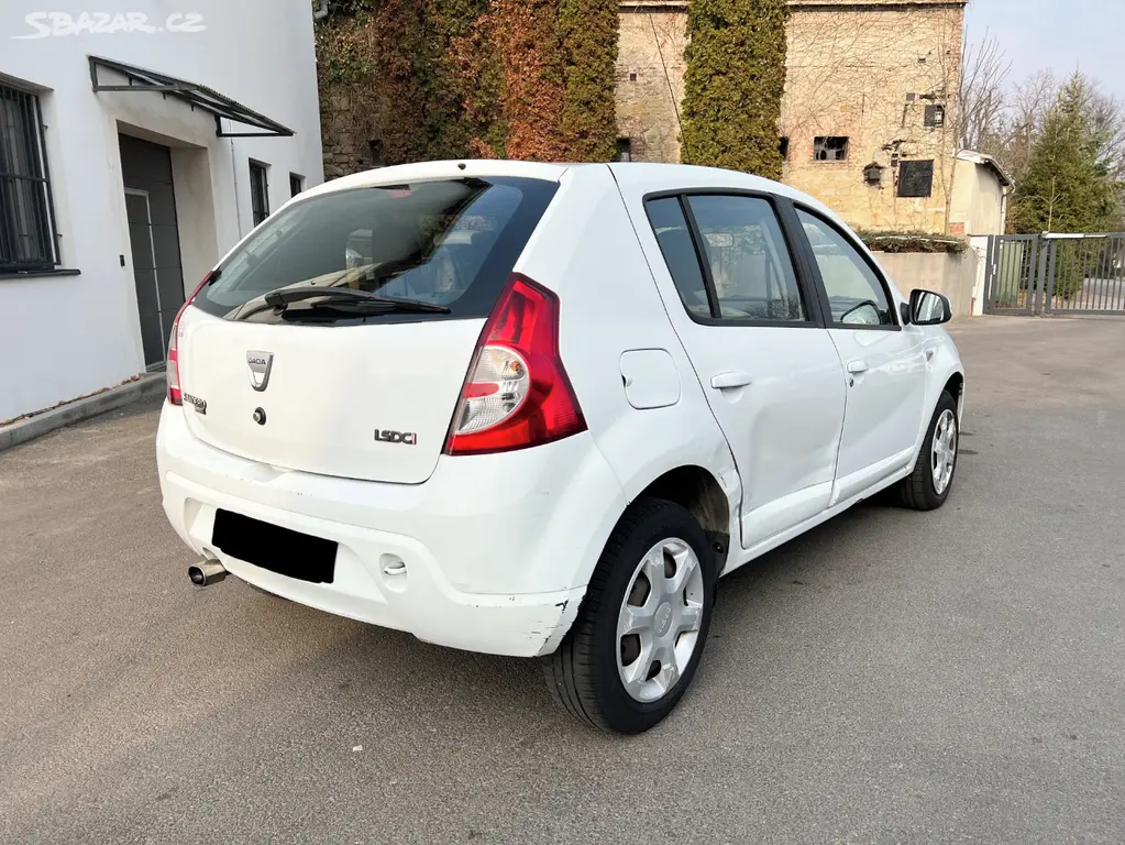 Dacia Sandero 1.5 DCi 63 kW - fotka 4