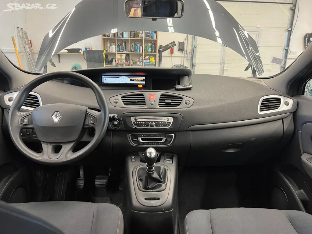 Renault Mégane Scenic 1.9 dCi 96kW - fotka 6