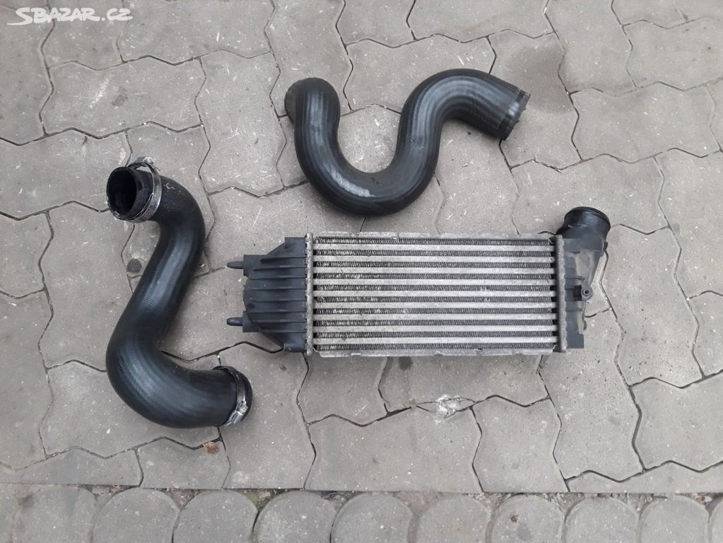 Intercooler a hadice Peugeot 307 2.0HDi 100KW