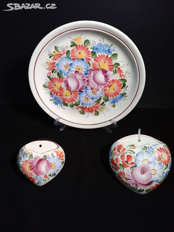 Chodská keramika/ 2x květináče & talíř