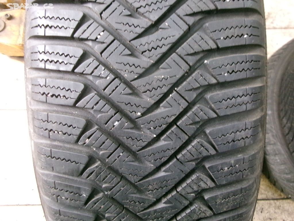 Zimní pneu LAUFENN 215 65 16 č.14571