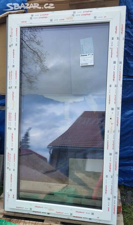 Jednodílné okno - izolační trojsklo