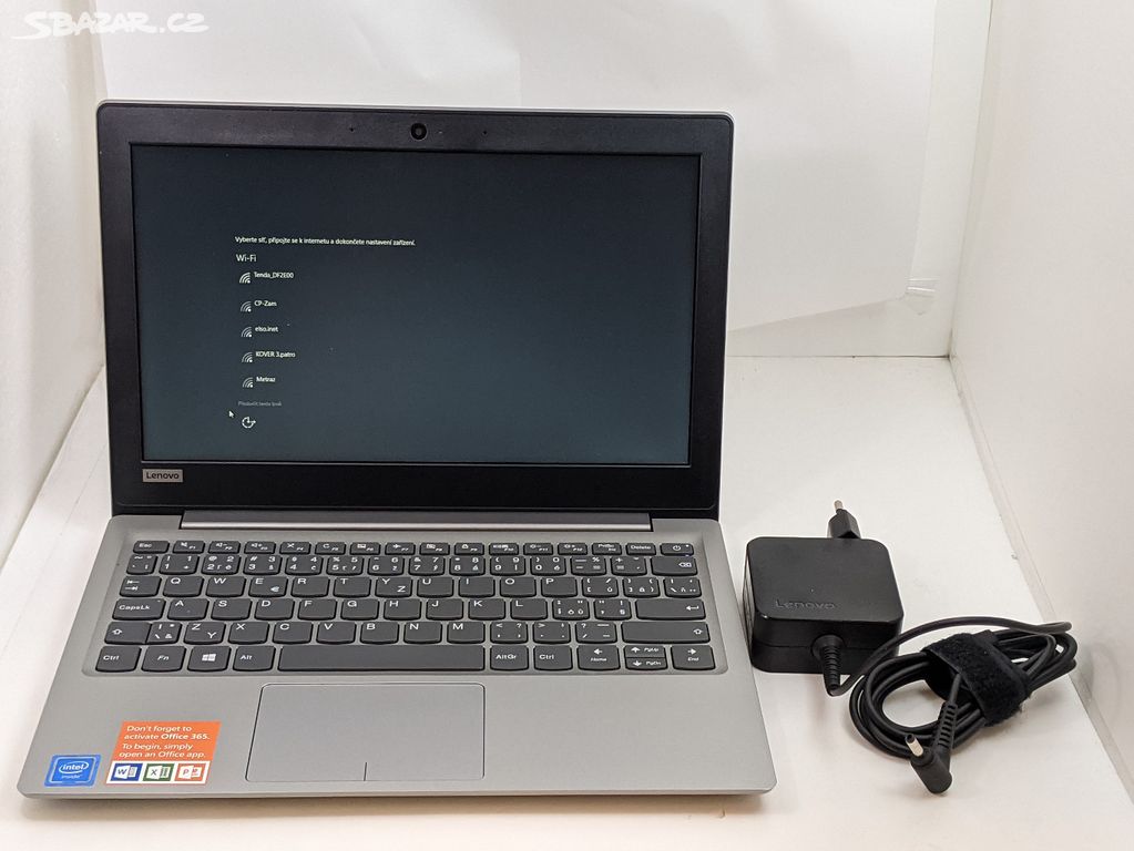 Novy laptop Lenovo IdeaPad, eMMC 32GB, Windows 10.