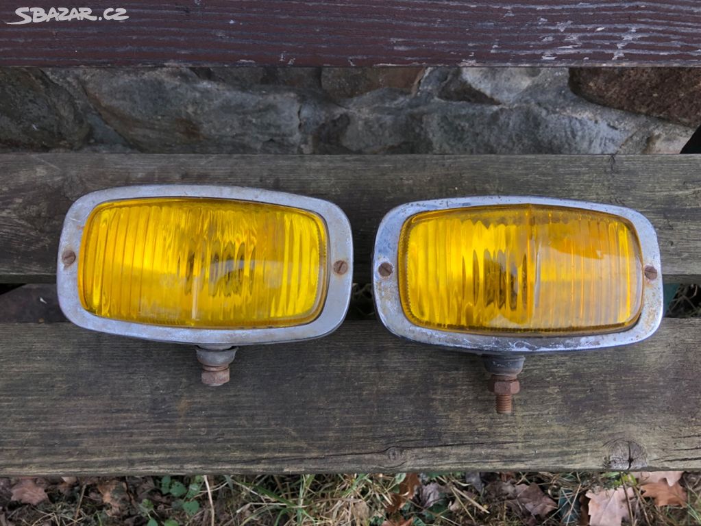 Žluté světla na veterány - Trabant, Škoda, VAZ