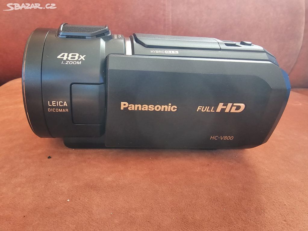 Videokamera Panasonic HC-V800 - téměř nepoužívaná