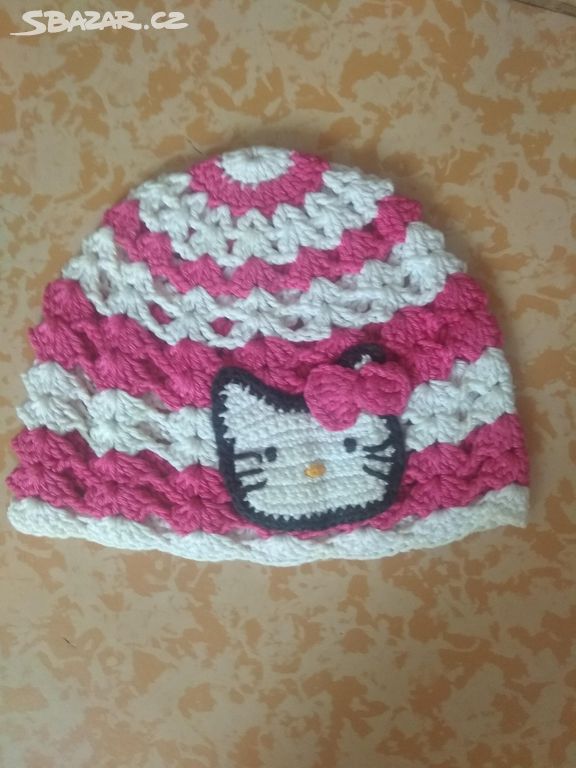 Háčkovaná čepice Hello Kitty