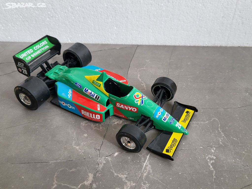 Model formule Bburago