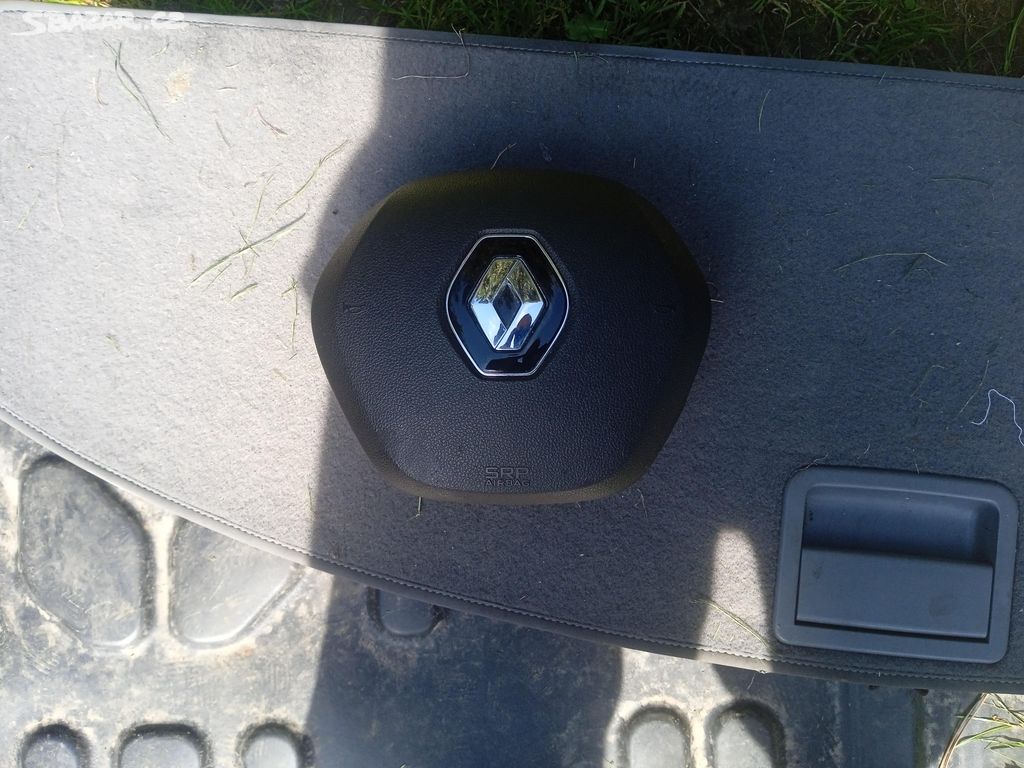 Renault Megane 2017 palubka+airbagi