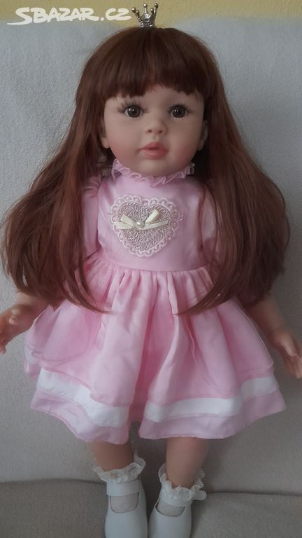 Nová realistická panenka