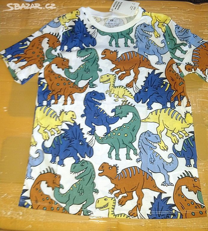 134  140 H&M  dino t rex tričko barevné