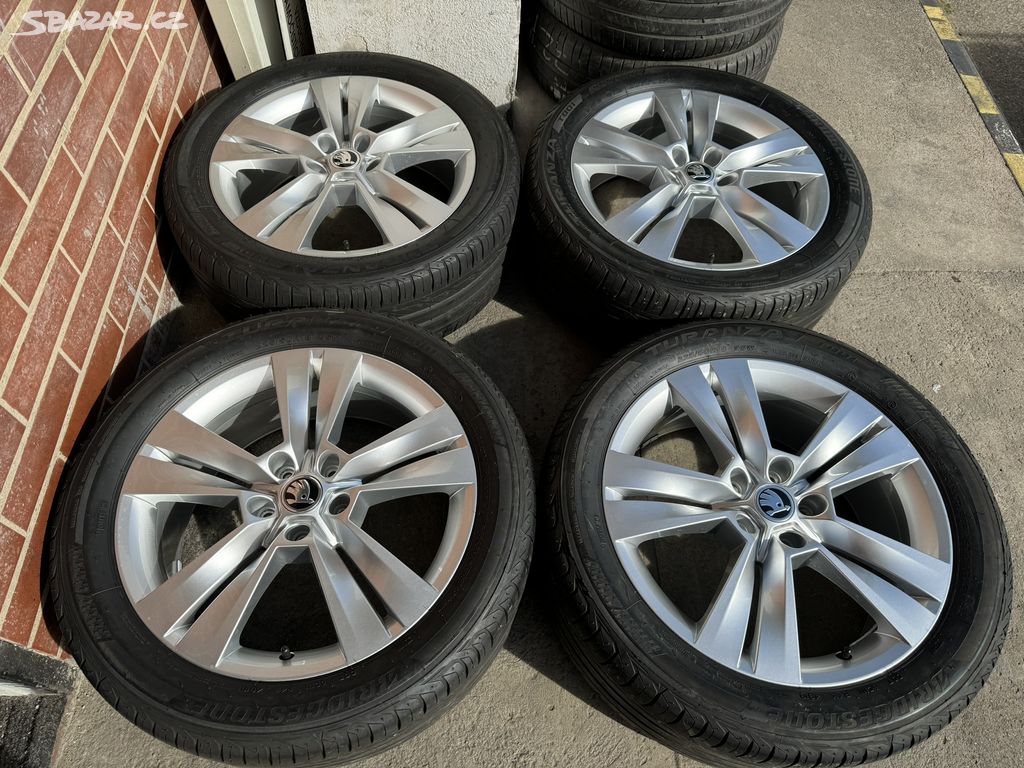 Alu 18" 5x112, orig. škoda Mytikas TOP, Karoq 80%