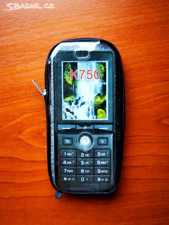 Pouzdro pro mobil Sony-Ericsson K750 - Light