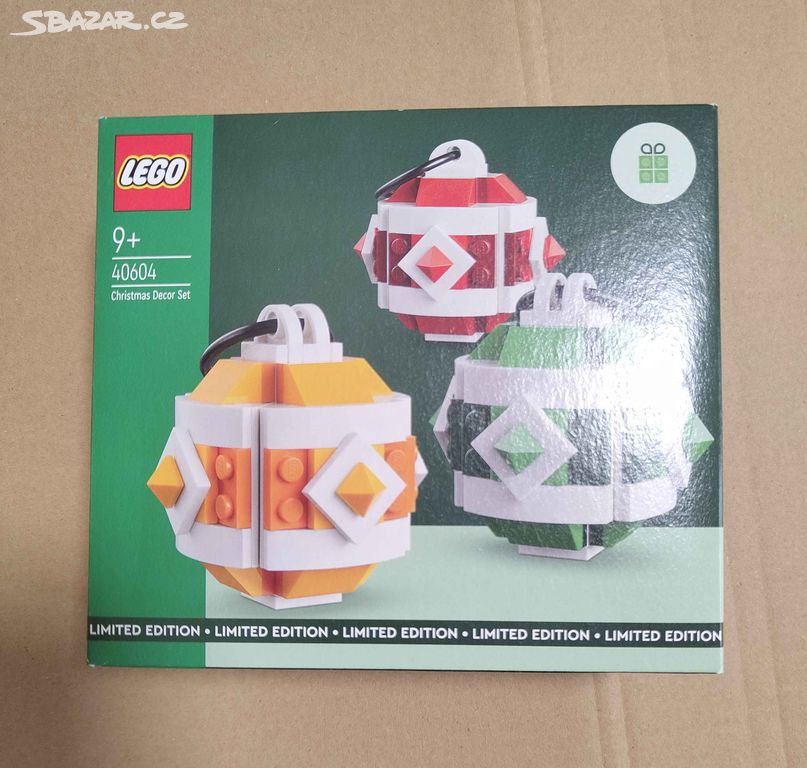 Lego GWP Christmas Decor Set 40604