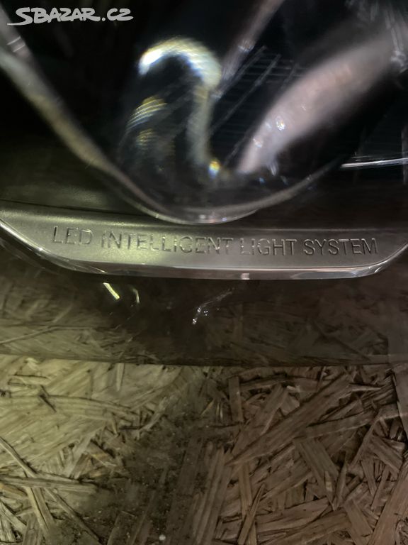 Mercedes Benz  full led w205 predni svetla