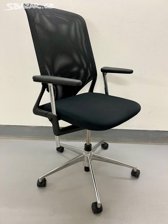 Kancelářská židle Vitra Meda