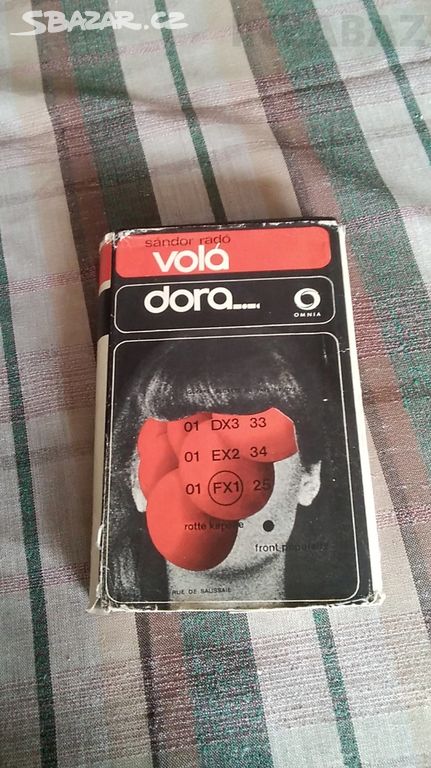 Volá Dora - válečná kniha