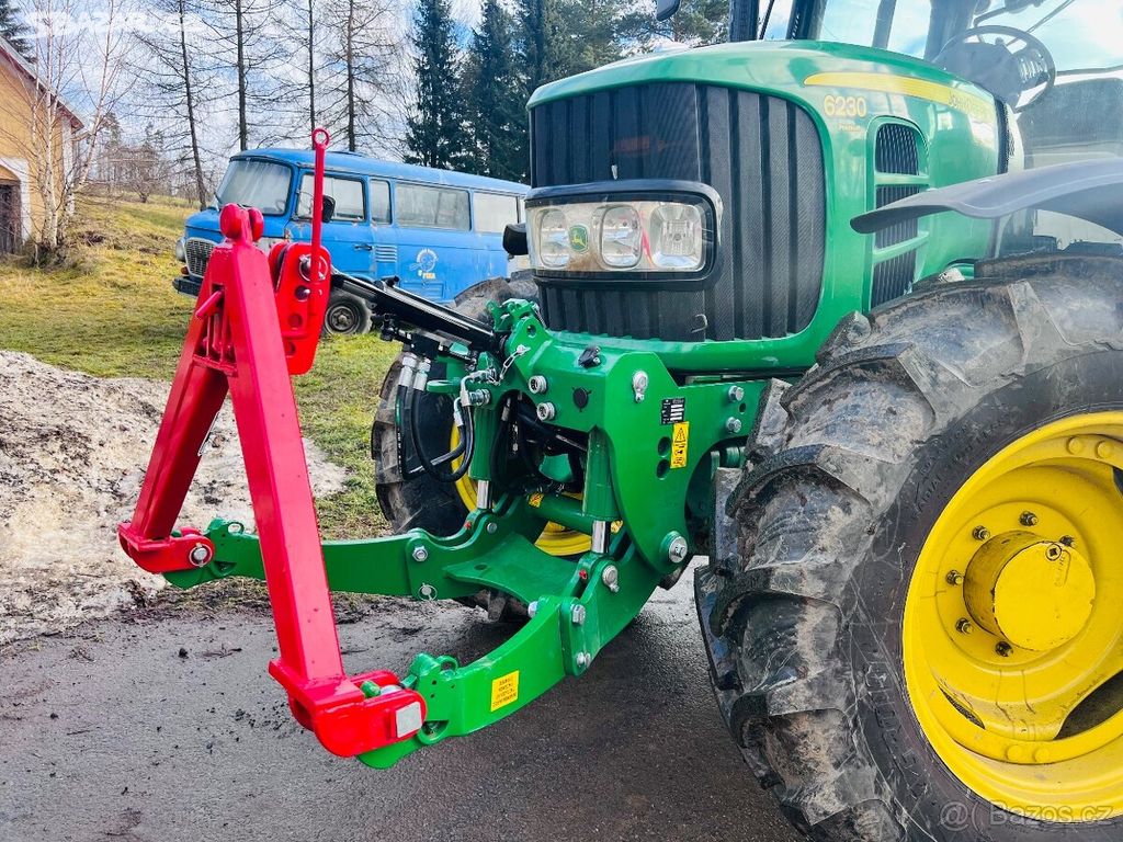 Přední tříbodový závěs METALPLAST pro John deere