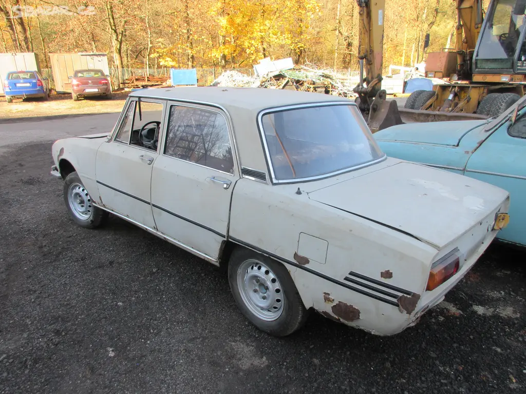 Alfa Romeo Berlina 1750 - fotka 2