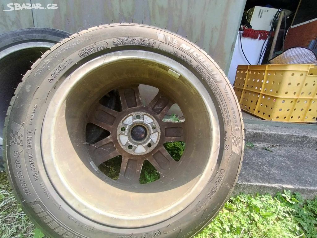 disky R16 s pneu WV - MICHELIN