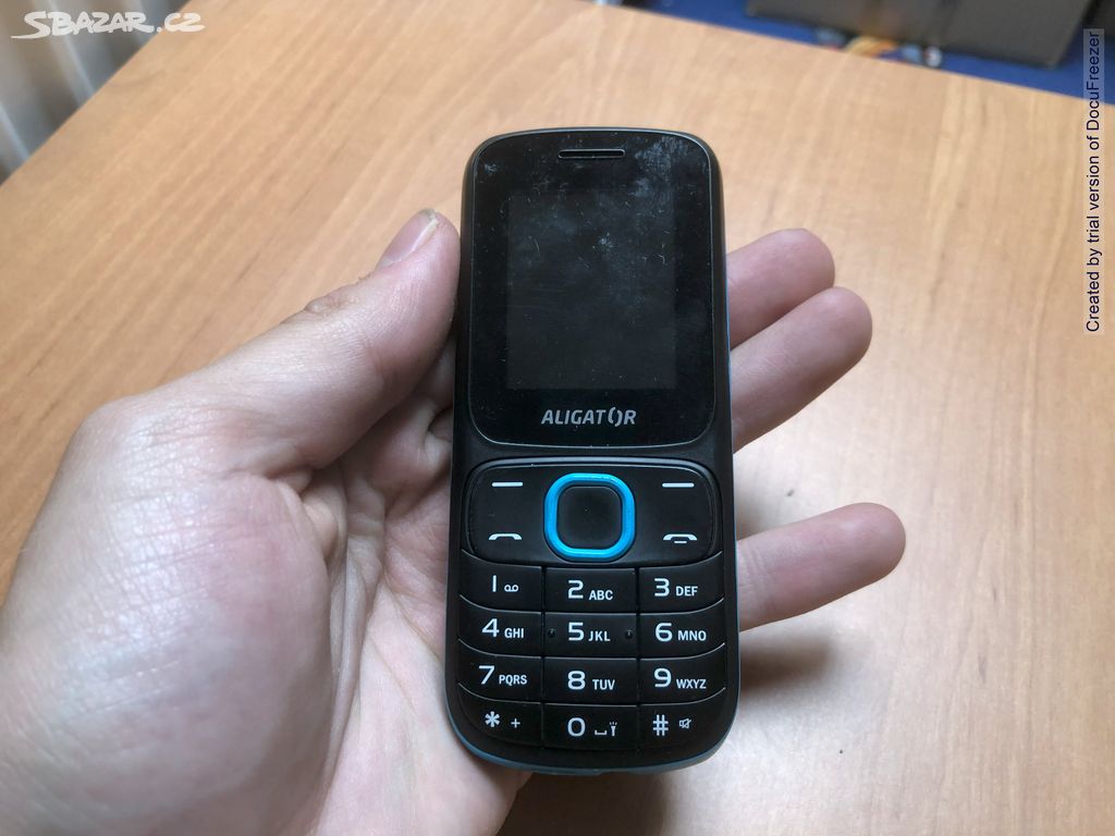 Mobilní telefon Aligator D210