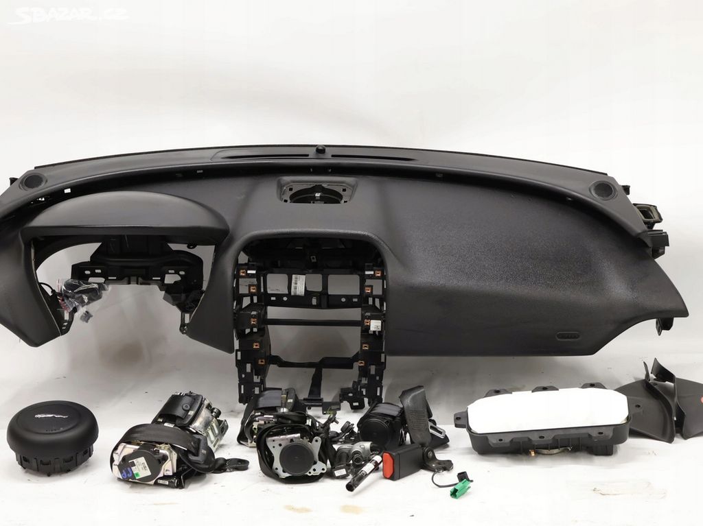 Jaguar XE palubní deska airbagová sada airbagy
