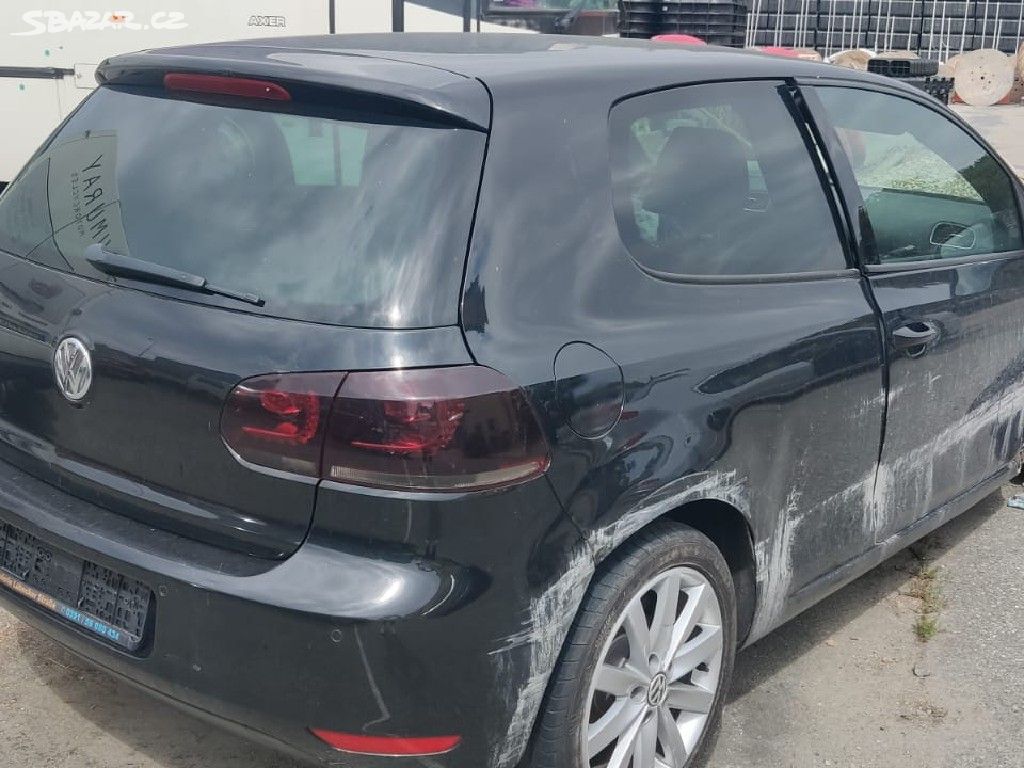 Prodám náhradní díly VW Golf