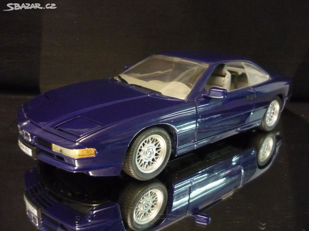 BMW 850i Revell 1/18