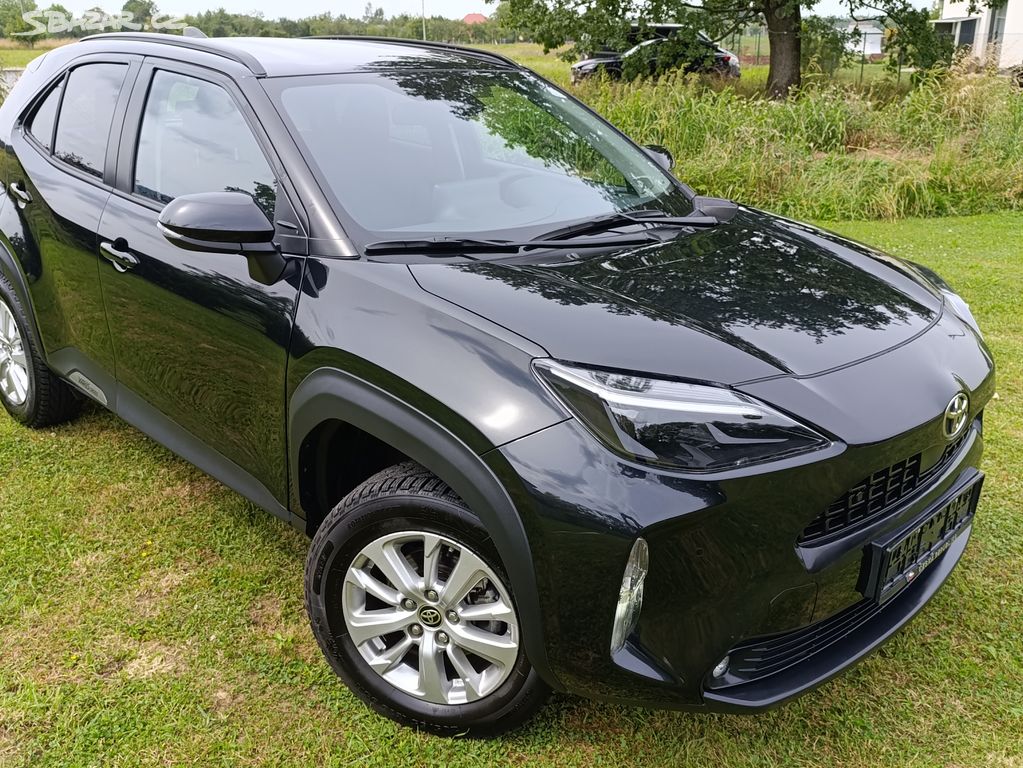 Toyota Yaris Cross 1.5 92KW R.V.2023/9,NAJETO 5tkm