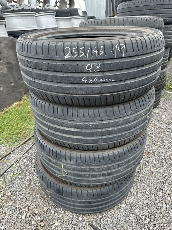 VÝPRODEJ !! 4x letní pneu 255/45 R19 100V